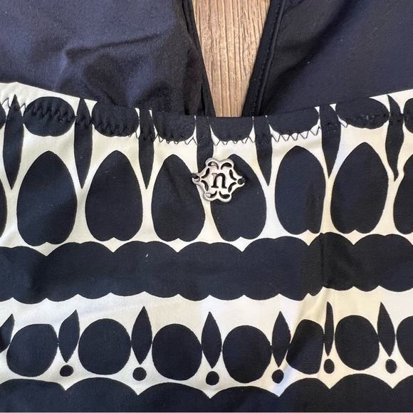 Nanette Lepore Black and White One Piece Swimsuit with Removable Strap SZ LG - Picture 7 of 7